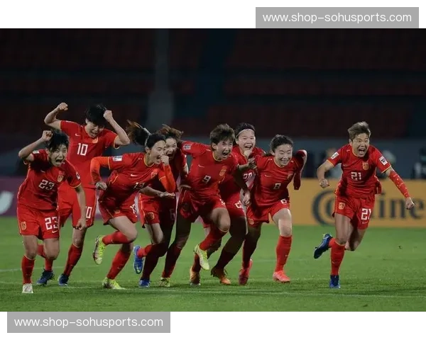 绿茵场上的玫瑰赞歌：深度解析中国女足VS泰国的巅峰对决与精神传承